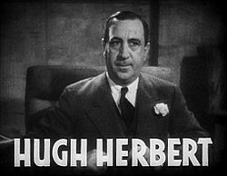 Hugh Herbert i trailern till Footlight Parade.