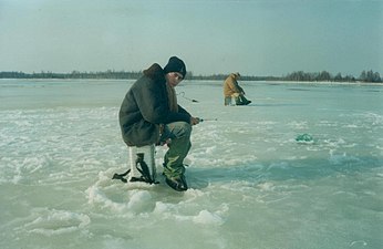 Рыбаки на озере Кармозеро