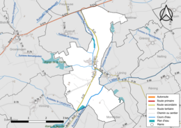 Carte en couleur présentant le réseau hydrographique de la commune