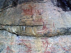 Peintures sur les rochers de Astuvansalmi (élans, figures humaines et bateau).