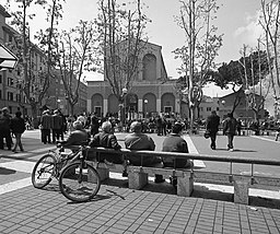 Exteriören vid Piazza di Santa Maria Consolatrice.