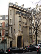 Vue de l'immeuble en 2009, avant rénovation, montrant l'étroitesse et la forme de la parcelle.