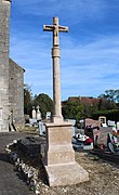 Le calvaire de l'église classé aux Monuments historiques en 1925[22].