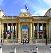 L'entrée méridionale du palais Bourbon (2011).