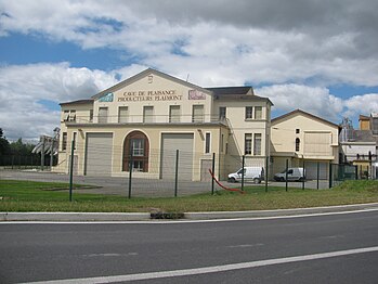 Cave à Plaisance