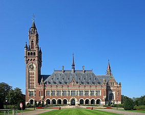 Palais de la Paix à La Haye (Pays-Bas), siège de la Cour international de justice et de la Cour permanente d'arbitrage, 1907-1913.