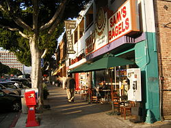 Larchmont Village in 2006