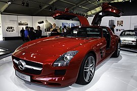 Mercedes-Benz SLS AMG (2010).