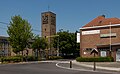Nieuwenhove, church (Heilige Margarethakerk) and primary school