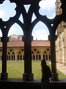 Cloître de la cathédrale de Bayonne.