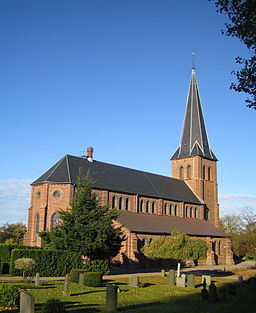 Hyby kyrka i oktober 2007