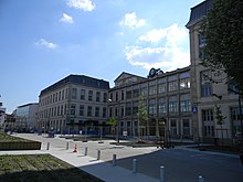 L'hôpital de la Croix-Rousse.