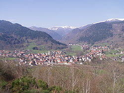 Vue de Metzeral, au fond de la vallée de Munster.