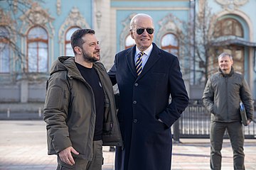Biden and Zelenskyy outside Mariinskyi Palace, Kyiv