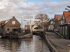 Roelofarendsveen, small bridge in the street