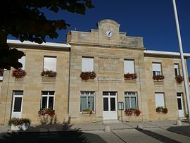 The town hall in Saint-Aubin-de-Blaye