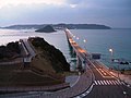 角島大橋の夕景（本土側より望む）