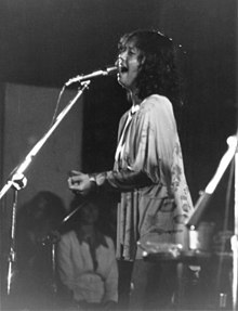 Elliman on tour with Eric Clapton in San Bernardino, California, August 15, 1975