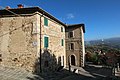 Borgo di Sotto, Häuserreihe unterhalb der Porta Nuova (Piaggia)