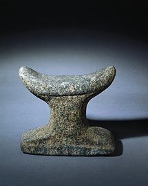 Granite headrest for a mummy