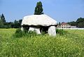 Un dolmen installato durante una festa dell'Arte