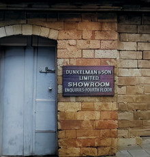 Dunkelman's original signage