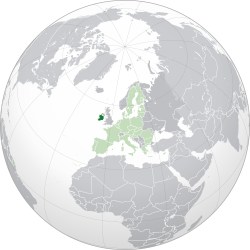 Localização da República da Irlanda (em verde escuro) na União Europeia (em verde claro)