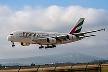 Emirates_Airbus_A380-800_A6-EUD