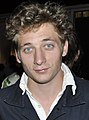 Jeremy Allen White dans le rôle de Phillip Gallagher.