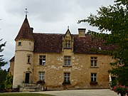 La tour sud et le côté oriental de l'aile ouest.