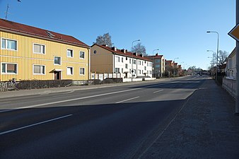 Två flerfamiljshus längs Malmabergsgatan i kvarteret Valsverket.