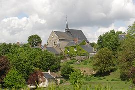 The church of Saint-Pierre overlooking the Bedouere Valley