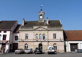 The town hall in Fayl-Billot