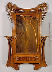 Wall cabinet by Majorelle (late 19th century) (Walters Art Museum, Baltimore)