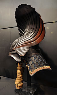 Shell-shaped casque (Oitaragainari kawari kabuto), iron and papier-mâché for the shell, beginning of the Edo Period