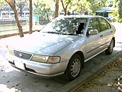 日產第八代Sunny B14型系1.5L EX Saloon四門轎車車頭（泰國前期樣式）