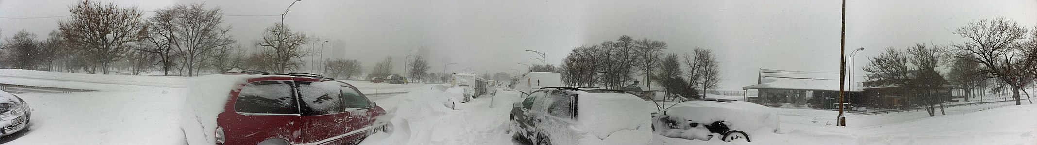 Cars abandoned on Lake SHore Drive