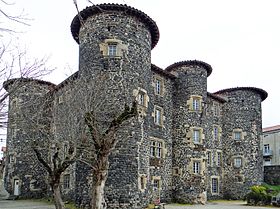 Image illustrative de l’article Château du Monastier-sur-Gazeille