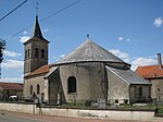 L'église de Cusey et sa rotonde.