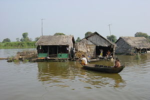 Schwimmende Häuser auf dem Sangke (2005)