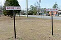 Signs indicating drainage divide