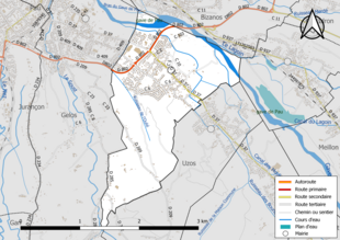 Carte en couleur présentant le réseau hydrographique de la commune