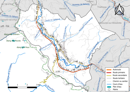 Carte en couleur présentant le réseau hydrographique de la commune