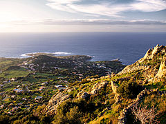 Vue sur le littoral de la commune.