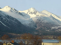 Skarven, Kirketaket and Kjøvskartind, as seen from Åndalsnes.