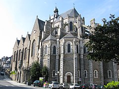 奇迹圣母大教堂（法语：Basilique Notre-Dame-des-Miracles de Mayenne）