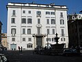 Palazzo Pichini a Piazza Farnese