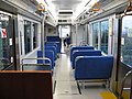 300形（クロスシート、改修前）の車内（2008年）