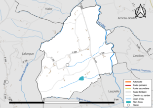 Carte en couleur présentant le réseau hydrographique de la commune