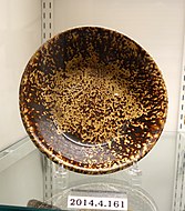 Bowl, Boston Earthenware Manufacturing Company, Massachusetts, c. 1860, lead-glazed yellow earthenware, Rockingham glaze